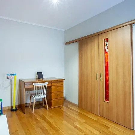 Διαμέρισμα Spacious 2 Bedroom Center 5p