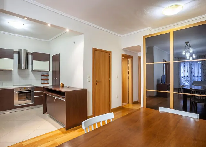 Spacious 2 Bedroom Center 5p Διαμέρισμα Θεσσαλονίκη