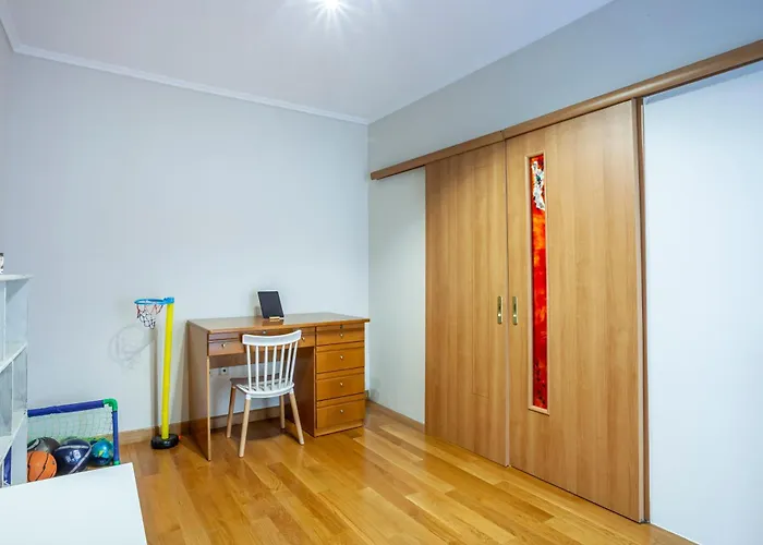 Διαμέρισμα Spacious 2 Bedroom Center 5p