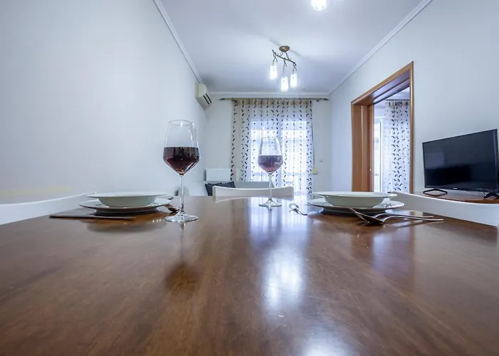 Spacious 2 Bedroom Center 5p Διαμέρισμα Θεσσαλονίκη