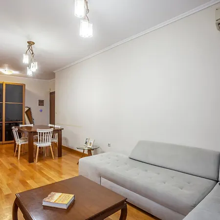 Апартаменты Spacious 2 Bedroom Center 5p Салоники
