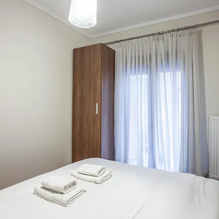 Spacious 2 Bedroom Center 5p * Салоники