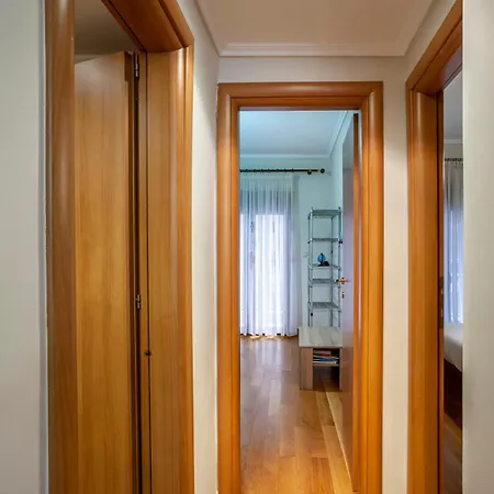 Spacious 2 Bedroom Center 5p * Салоники