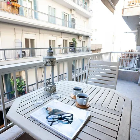 Апартаменты Spacious 2 Bedroom Center 5p Салоники